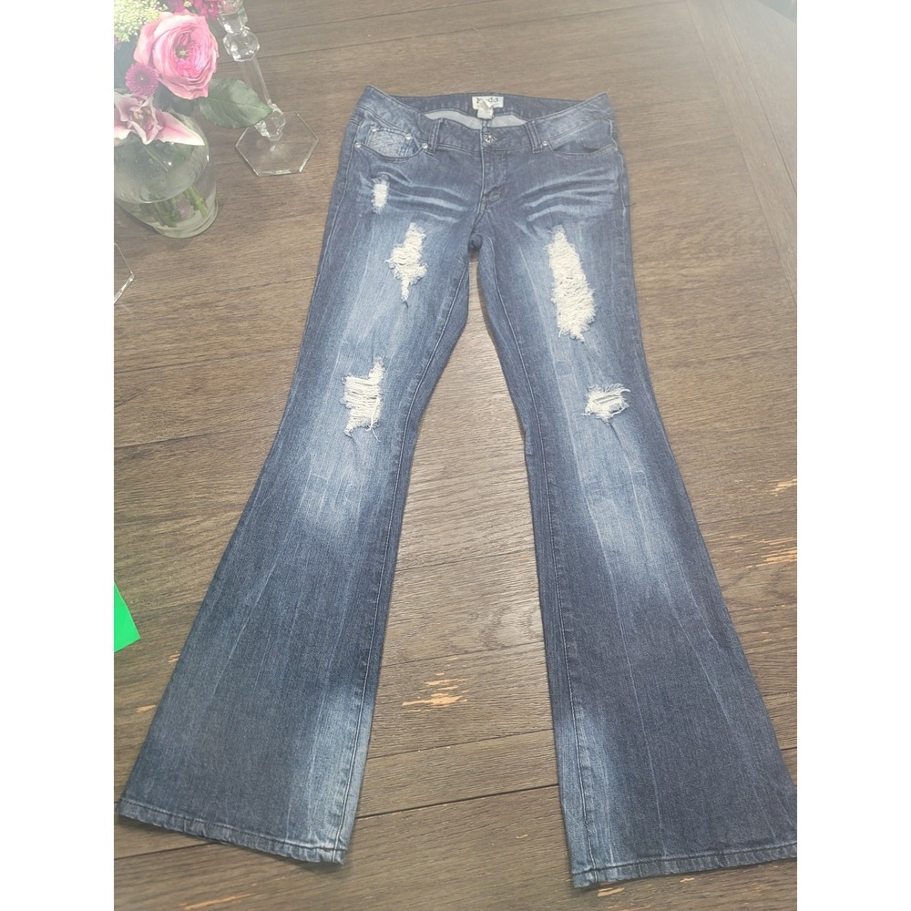 Vintage Retro Mudd Jeans Flare Cut Bell Bottom Y2K Size 7 Distressed
